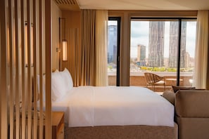 Suite Royale, plusieurs lits (Bosphorus) | Minibar, coffres-forts dans les chambres, décoration personnalisée