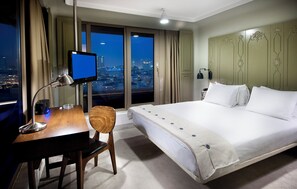 Superior Room, 1 Double or 2 Twin Beds | Minibar, in-room safe, desk, soundproofing