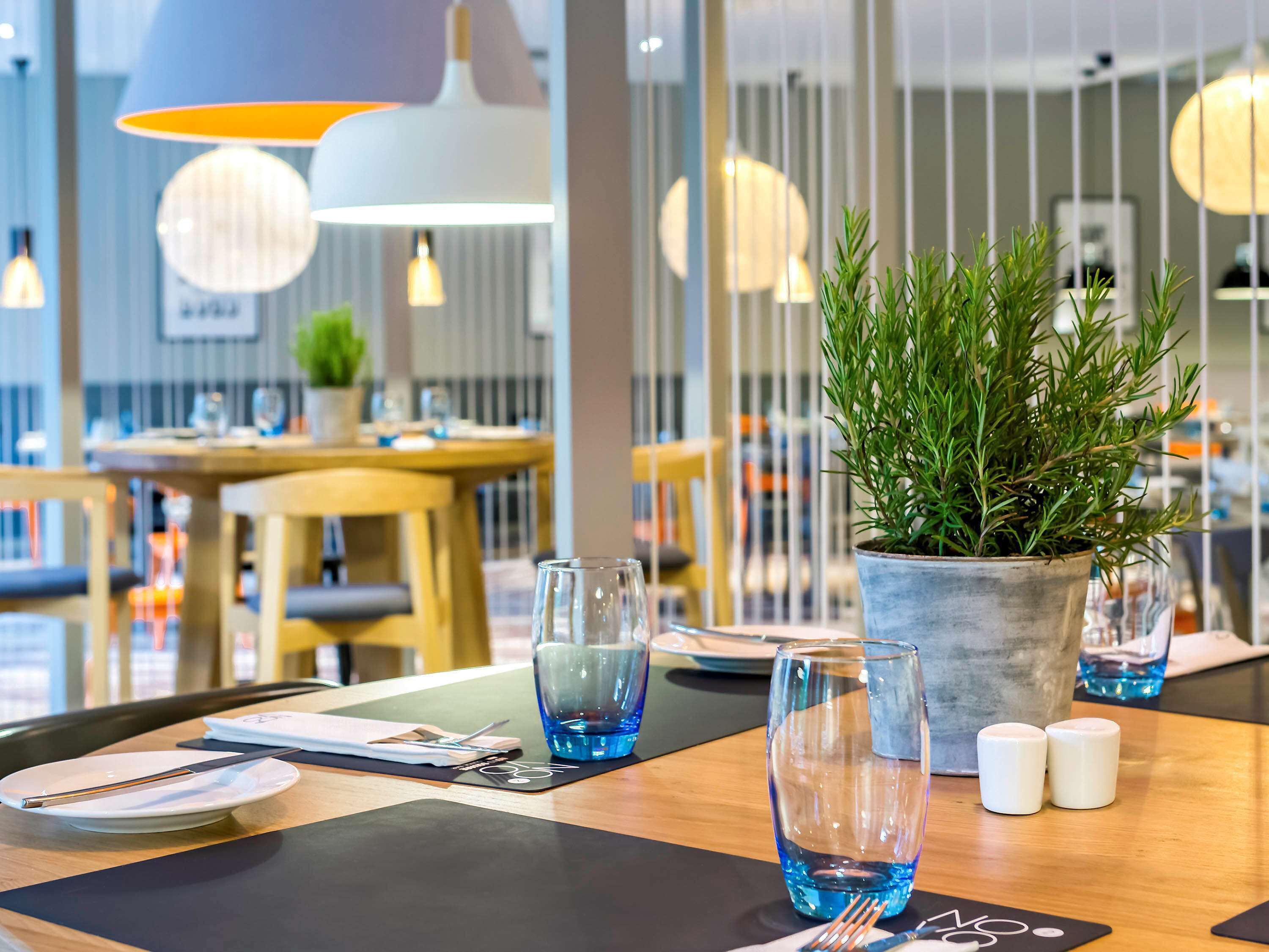 breakfast, lunch and dinner served