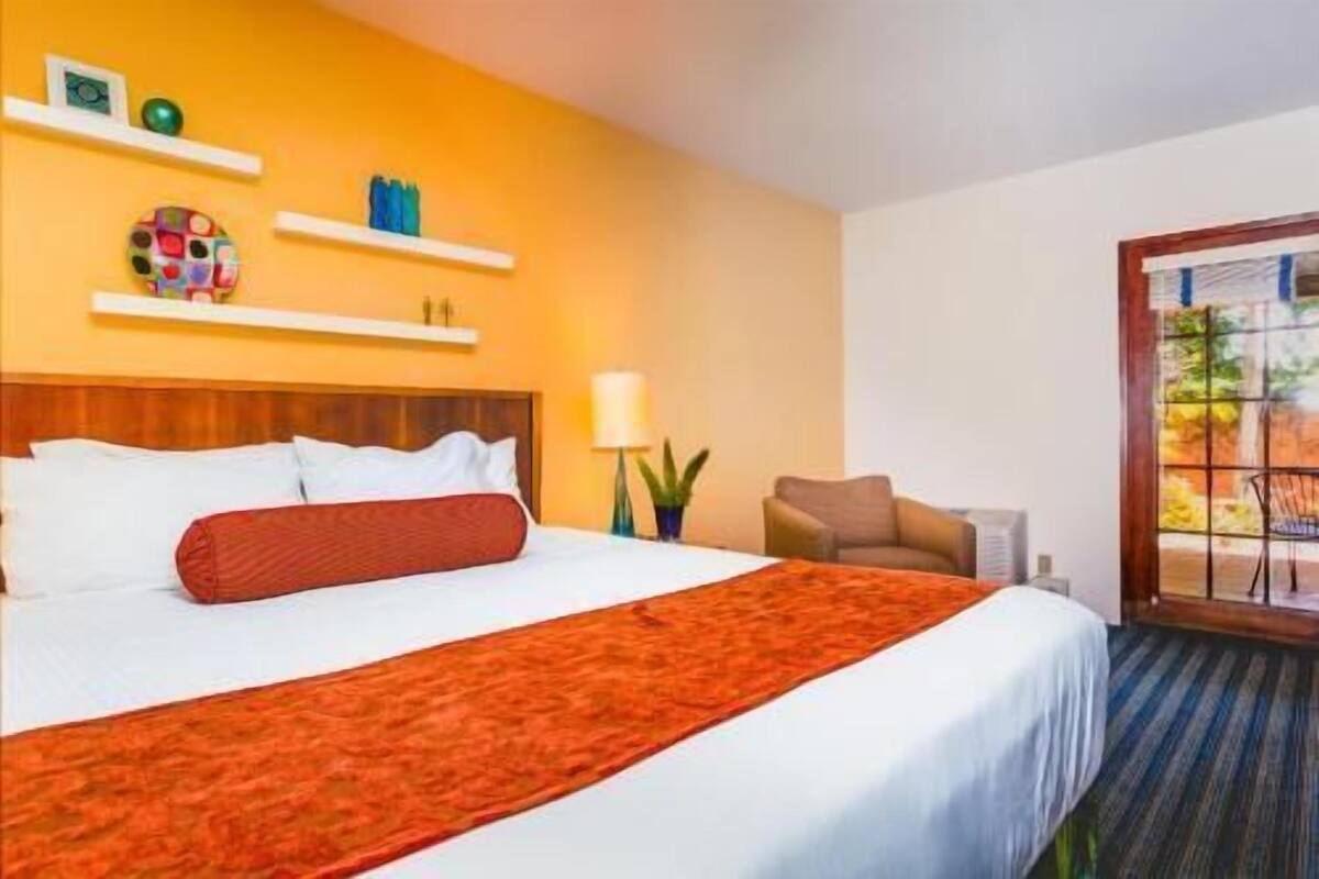 Literie de qualité supérieure, couette en duvet d'oie, bureau