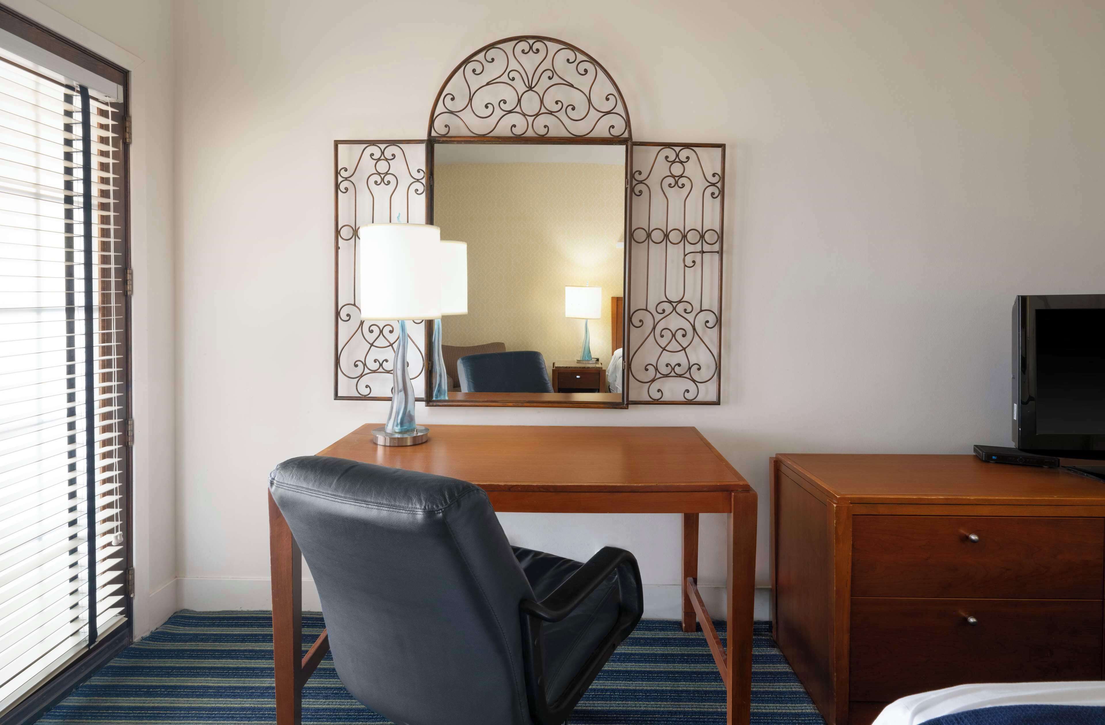 1 bedroom, premium bedding, down duvets, desk