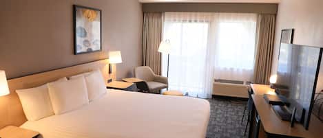 Deluxe Room, 1 King Bed (Renovated)