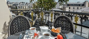 Maison Astor Paris, Curio Collection by Hilton