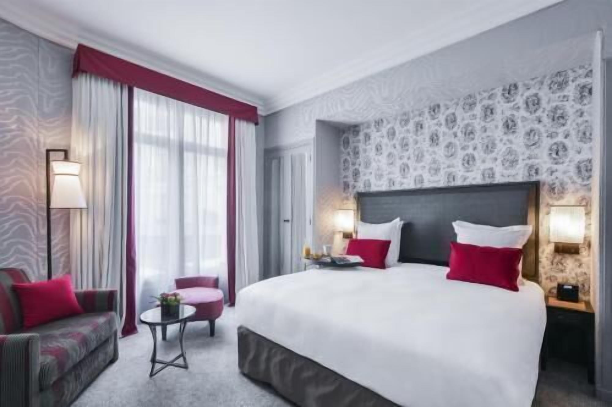 1 bedroom, premium bedding, pillow-top beds, minibar