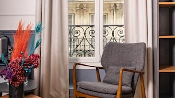 Premium bedding, minibar, in-room safe, desk