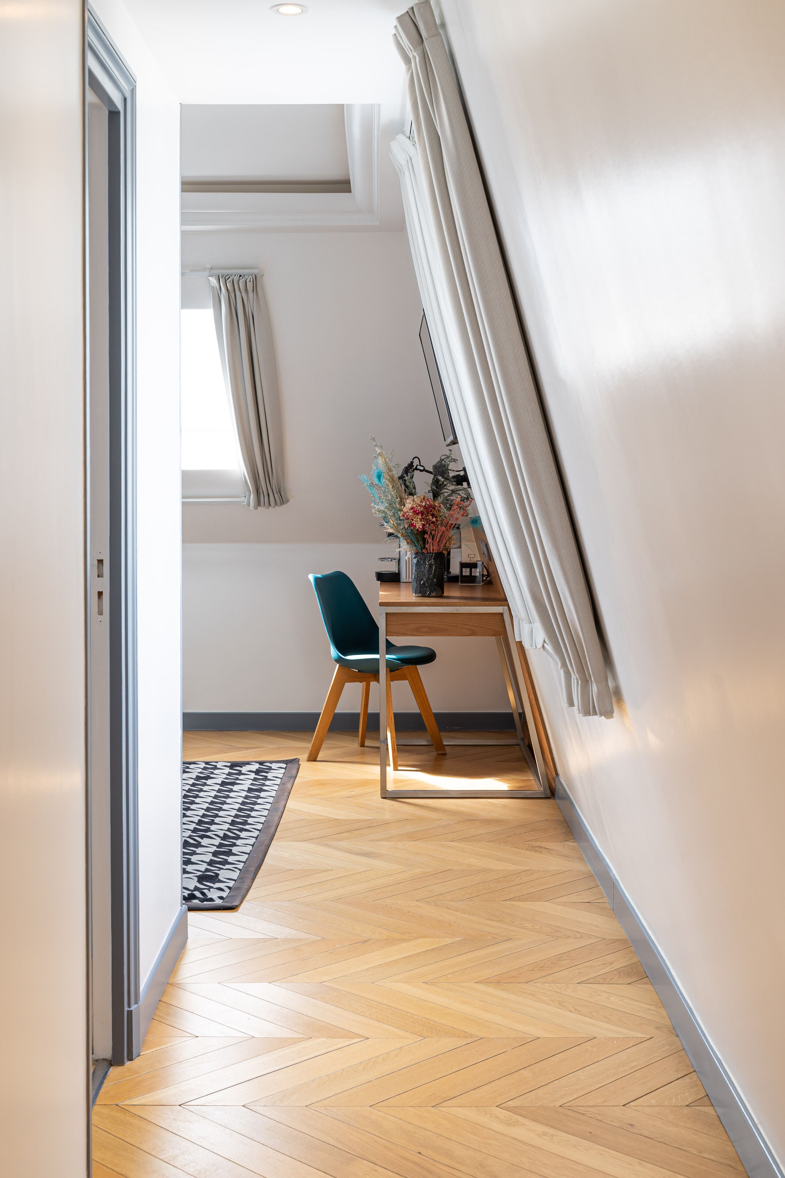 suite lafayette | premium bedding, minibar, in-room safe, desk