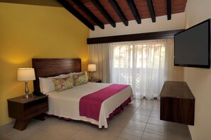 Standard Mountain Section (Antes Villas Vallarta) | In-room safe, desk, laptop workspace, blackout drapes - Canto del Sol Puerto Vallarta All Inclusive (Puerto Vallarta)
