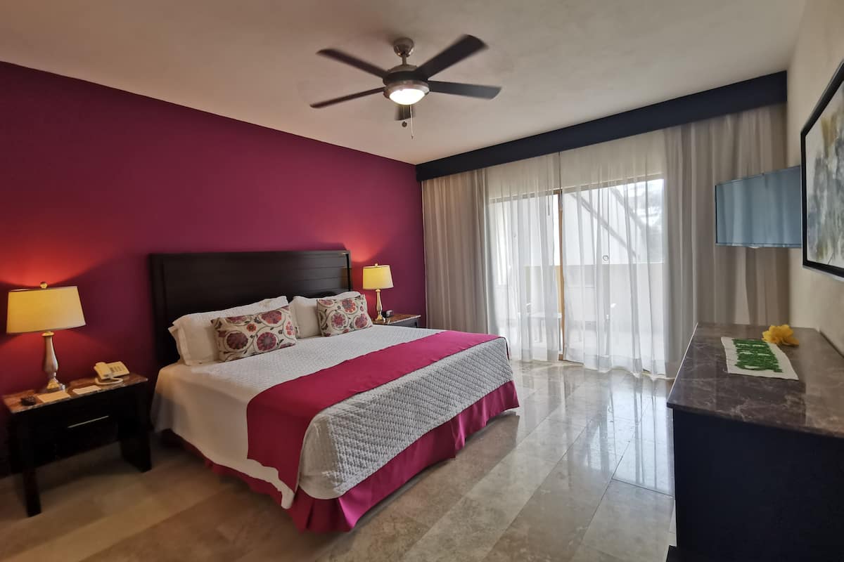 In-room safe, desk, laptop workspace, blackout curtains