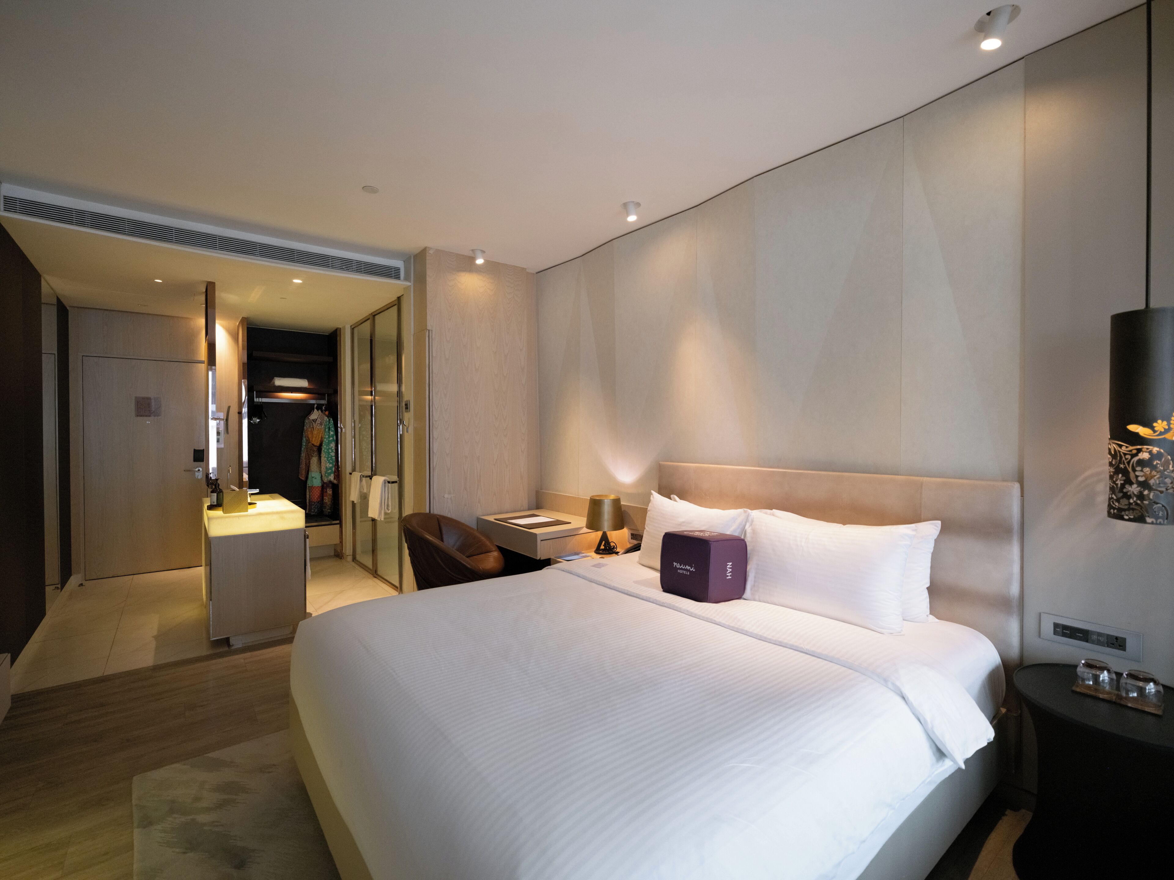 Habitat | Egyptian cotton sheets, premium bedding, free minibar, in-room safe