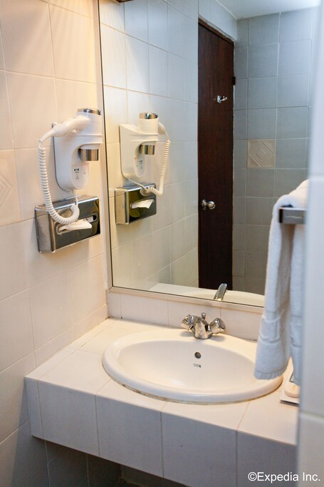 Hotel Grand Pacific - Image 28