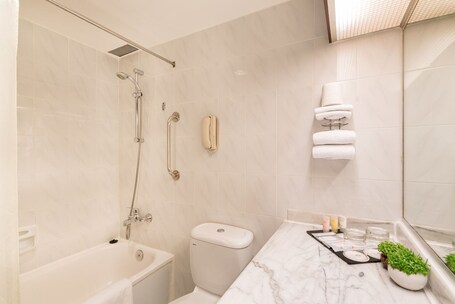 Hotel Grand Pacific - Image 30