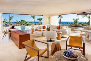 Villa (One) | Egyptian cotton sheets, premium bedding, down comforters, pillowtop beds