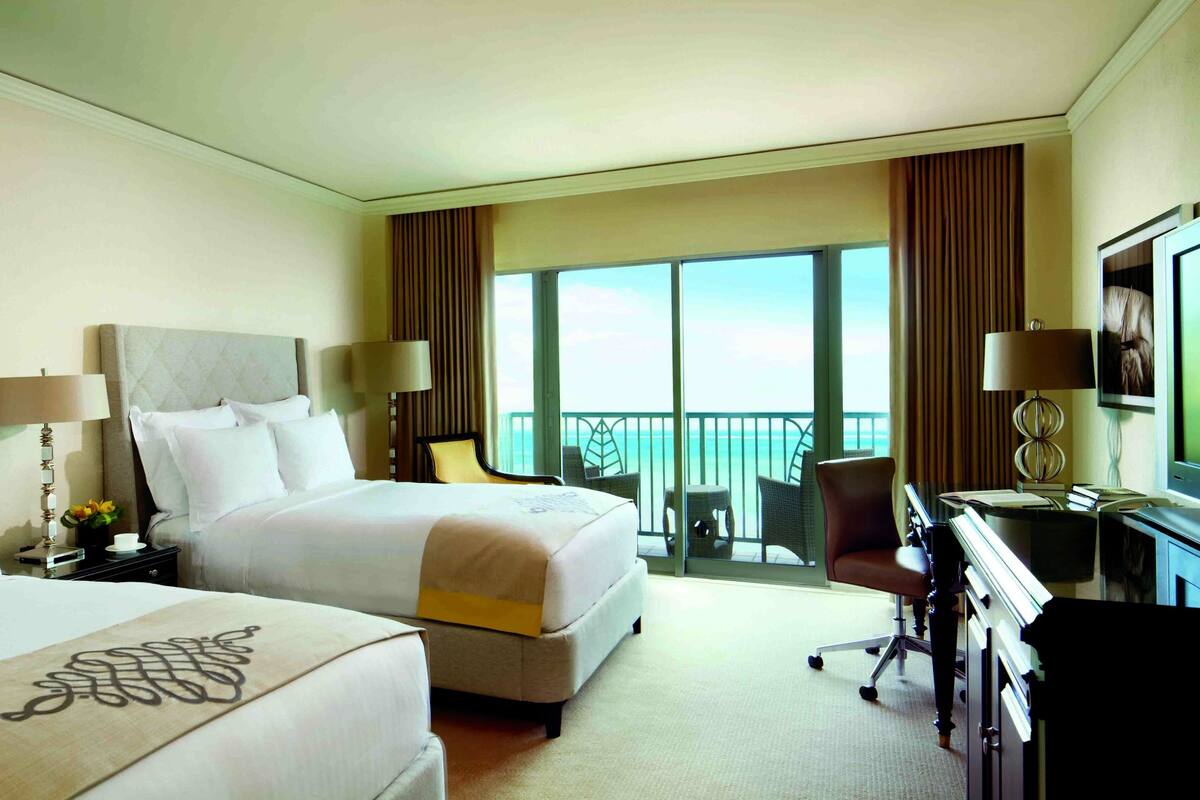 Premium bedding, pillowtop beds, minibar, desk