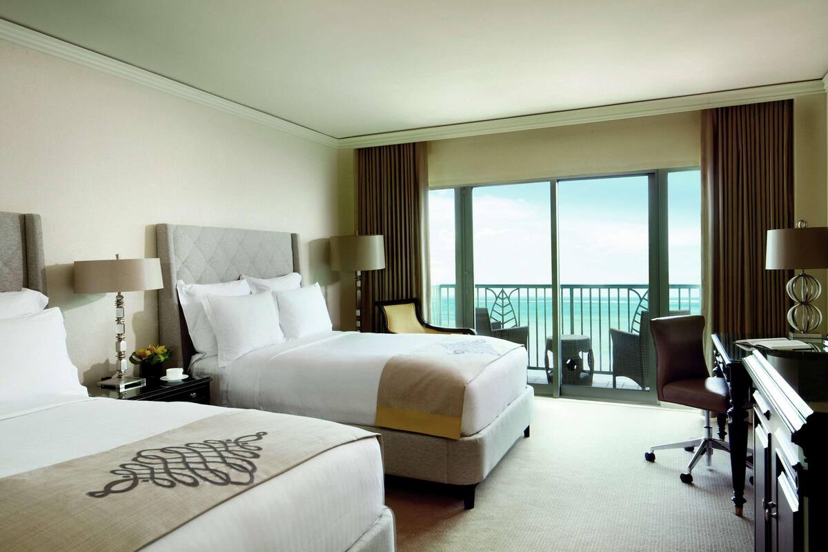 Premium bedding, pillowtop beds, minibar, desk