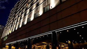 Front of property - evening/night - Renaissance Sapporo Hotel (Sapporo)