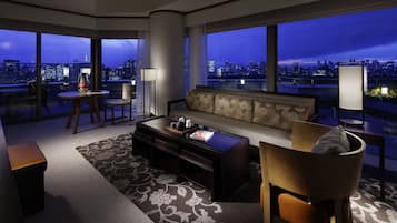 Suite ejecutiva (Chiyoda) | Sala de estar | Televisión LCD, reproductor de DVD y películas con cargo