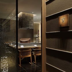 Lunch and dinner served, French cuisine