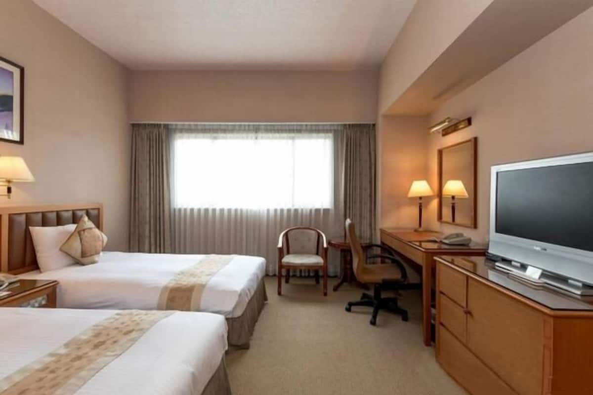 Desk, iron/ironing board, free WiFi, bed sheets