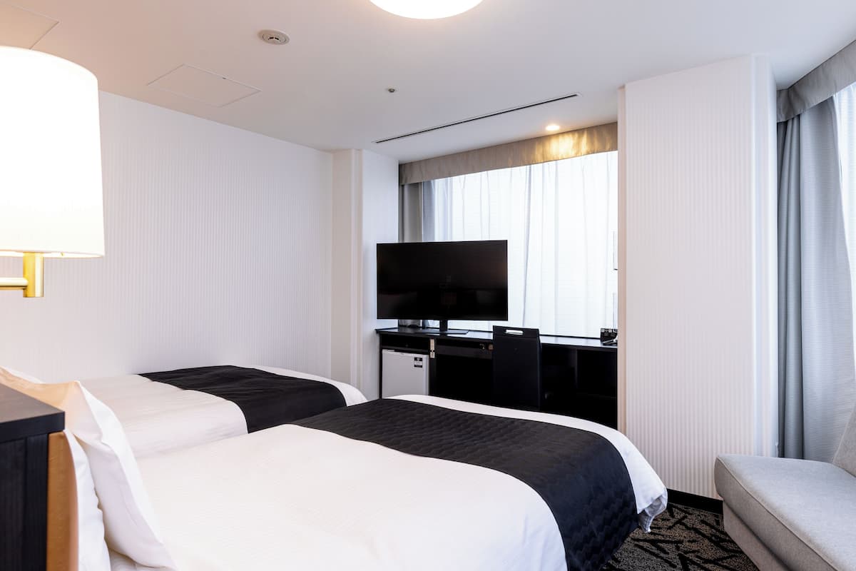 Deluxe Twin Room, 2 Twin Beds, Non Smoking (Please refer Hotel Policy for Child fee details)