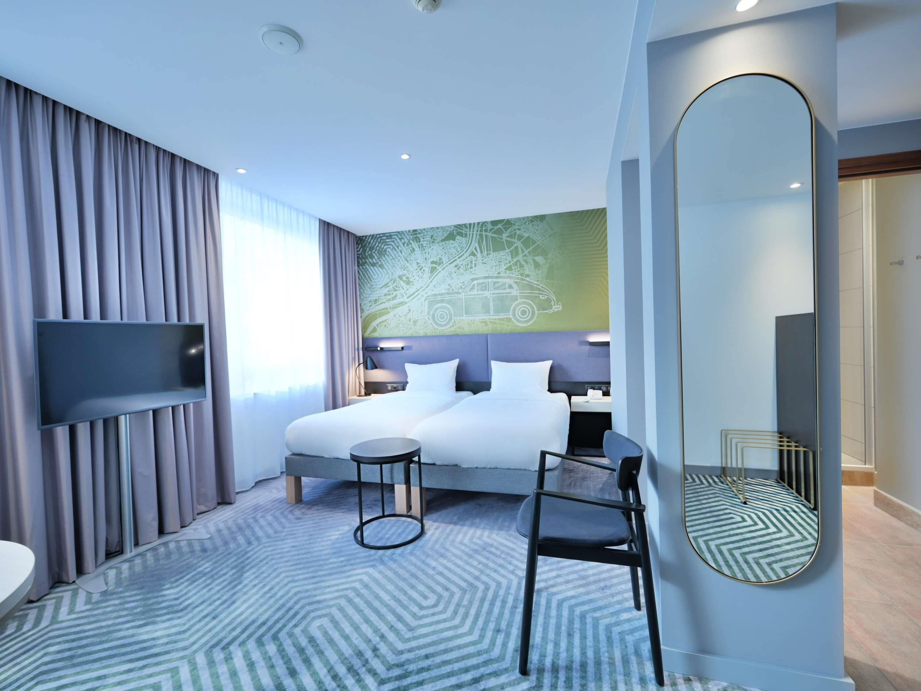 Phòng Superior, 2 giường đơn (+ extra bed for child) | Minibar, két bảo mật tại phòng, bàn, màn/rèm cản sáng 