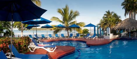 2 piscine all'aperto