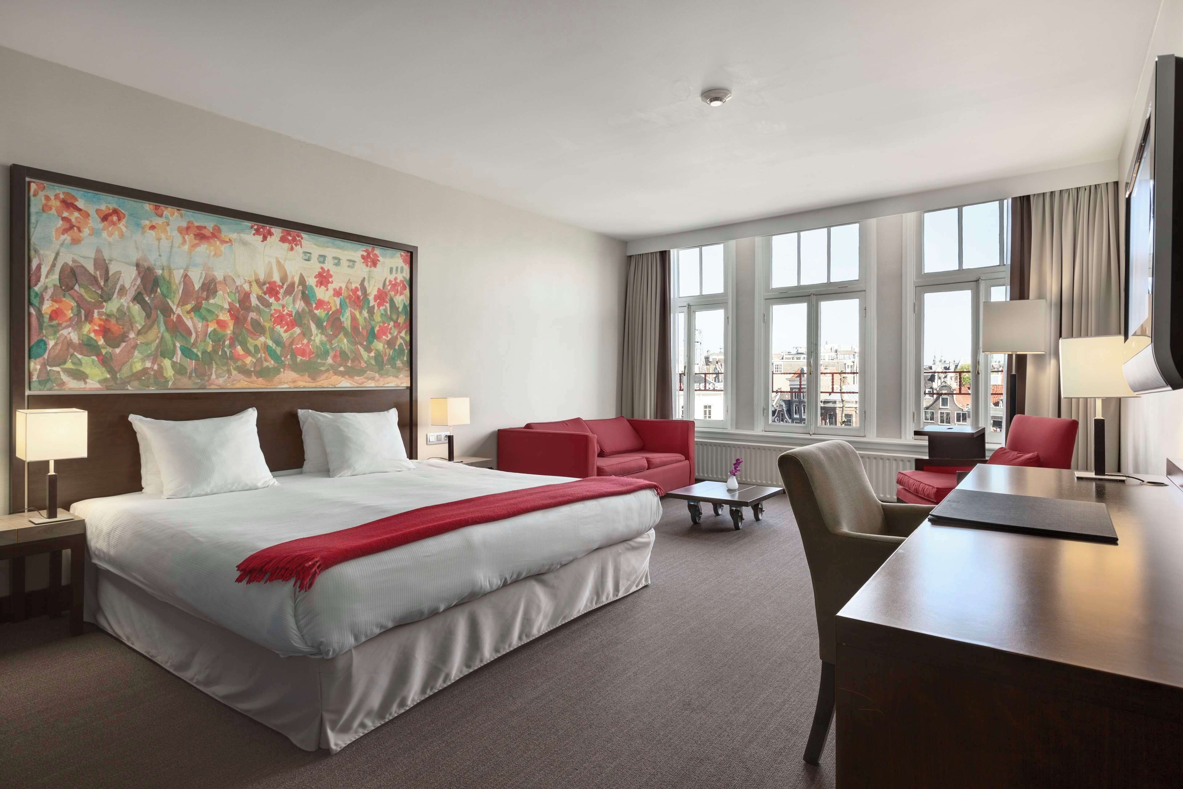 minibar, in-room safe, desk, blackout curtains