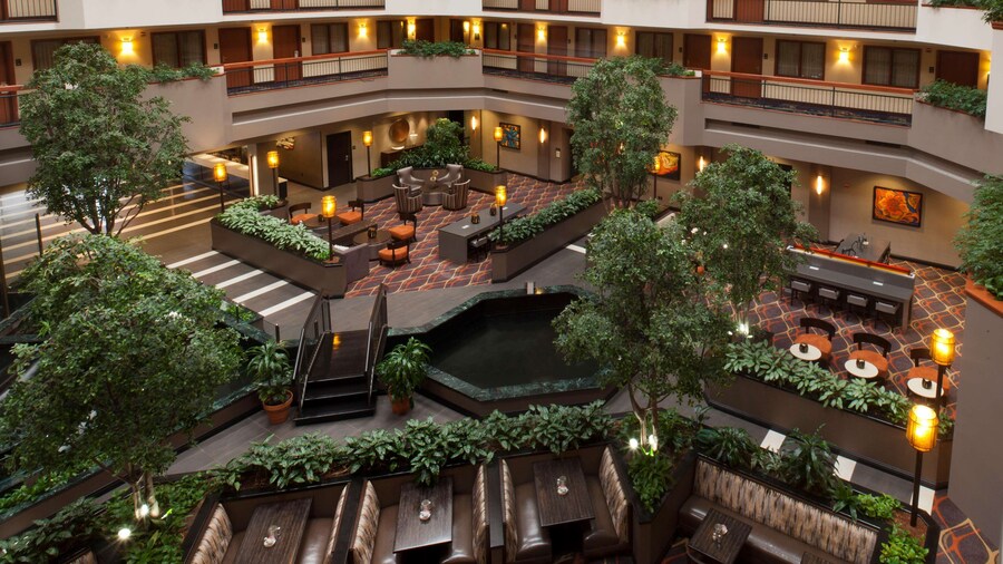 Embassy Suites by Hilton Austin Arboretum