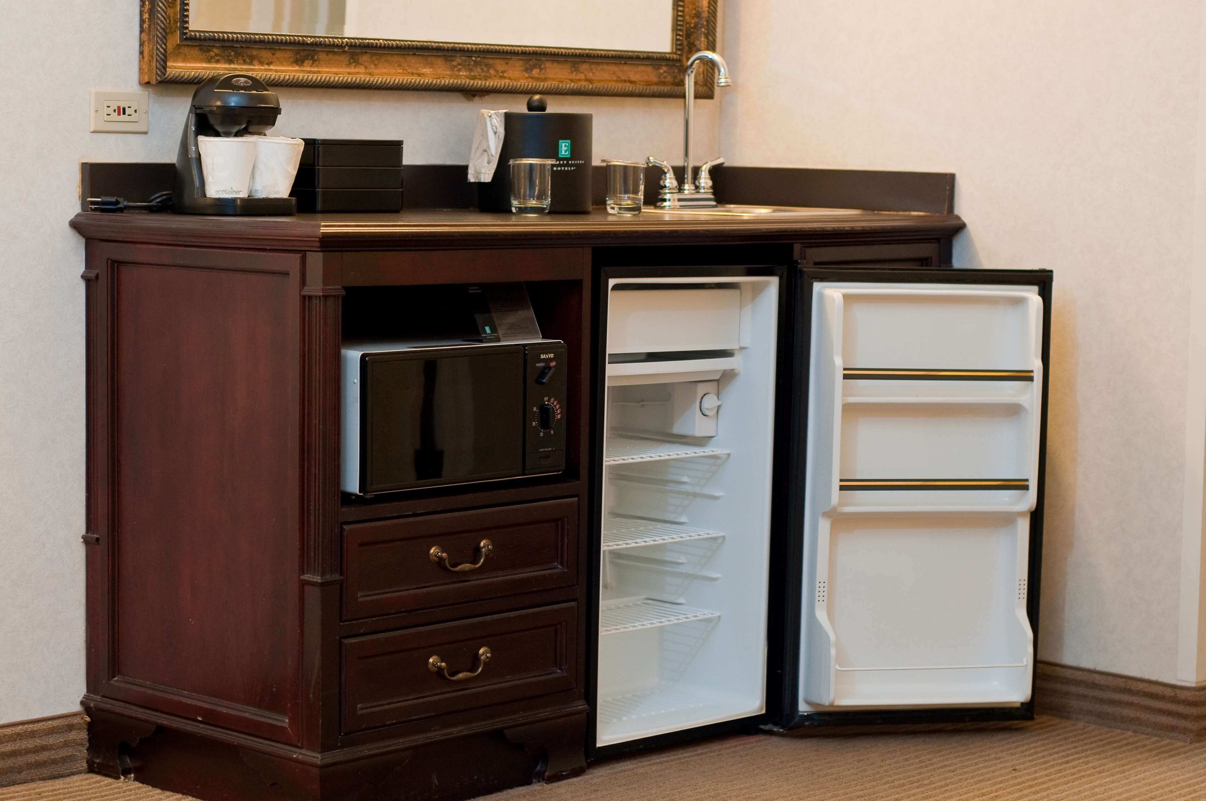 Foto - Embassy Suites by Hilton Austin Arboretum