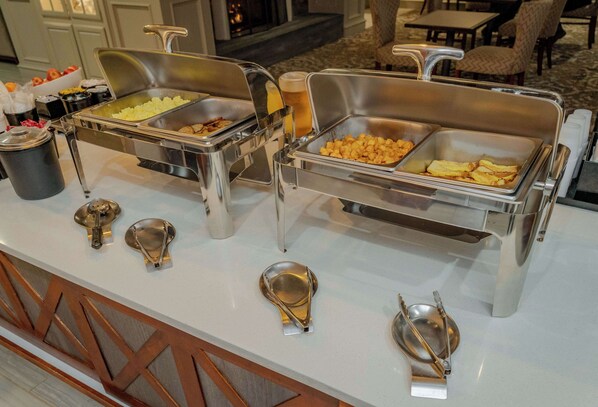 Free daily continental breakfast