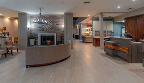 Lobby - Homewood Suites by Hilton Ft. Worth-Bedford (Bedford)