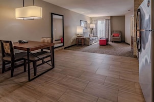 1 habitación, escritorio, tabla de planchar con plancha y wifi gratis