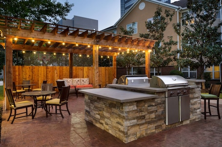 Terraza o patio. Homewood Suites by Hilton Houston-Westchase