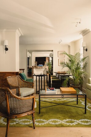 Lounge - Hôtel Folie – Orso Hotels (Paris)