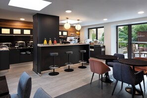 Daily buffet breakfast (EUR 15 per person)