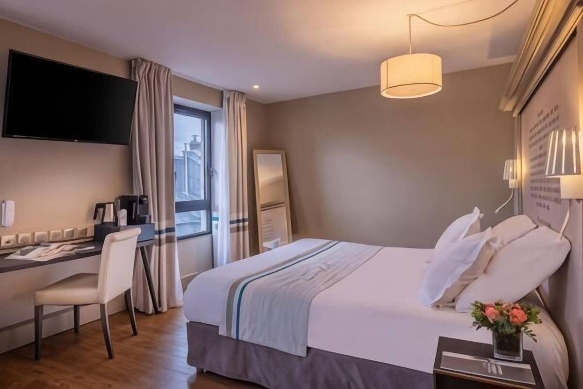 Coffres-forts dans les chambres, bureau, chambres insonorisées