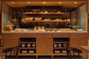 Café da manhã com buffet diário (EUR 19 por pessoa)