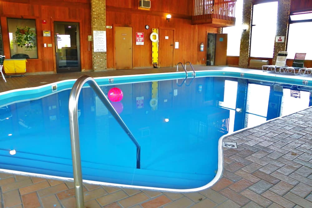 Royalton Inn & Suites - Kenton, OH