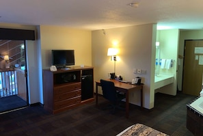 In-room safe, desk, iron/ironing board, free cots/infant beds