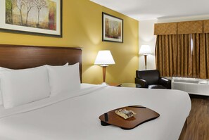 In-room safe, desk, laptop workspace, iron/ironing board - Best Western Lakewood Inn (Hebron)