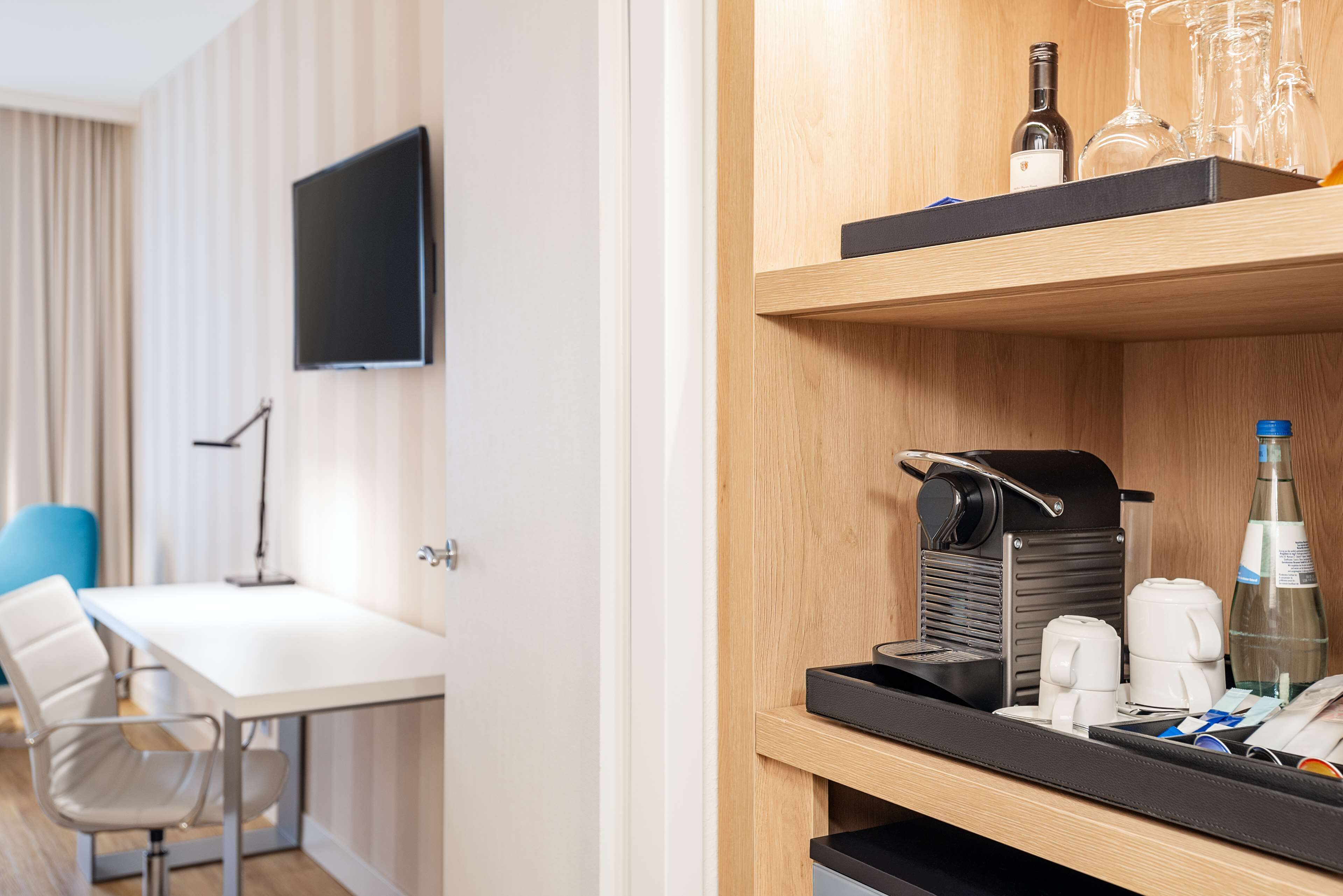 superior room | premium bedding, in-room safe, individually decorated, desk