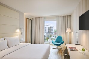 Superior Room | Premium bedding, in-room safe, individually decorated, desk