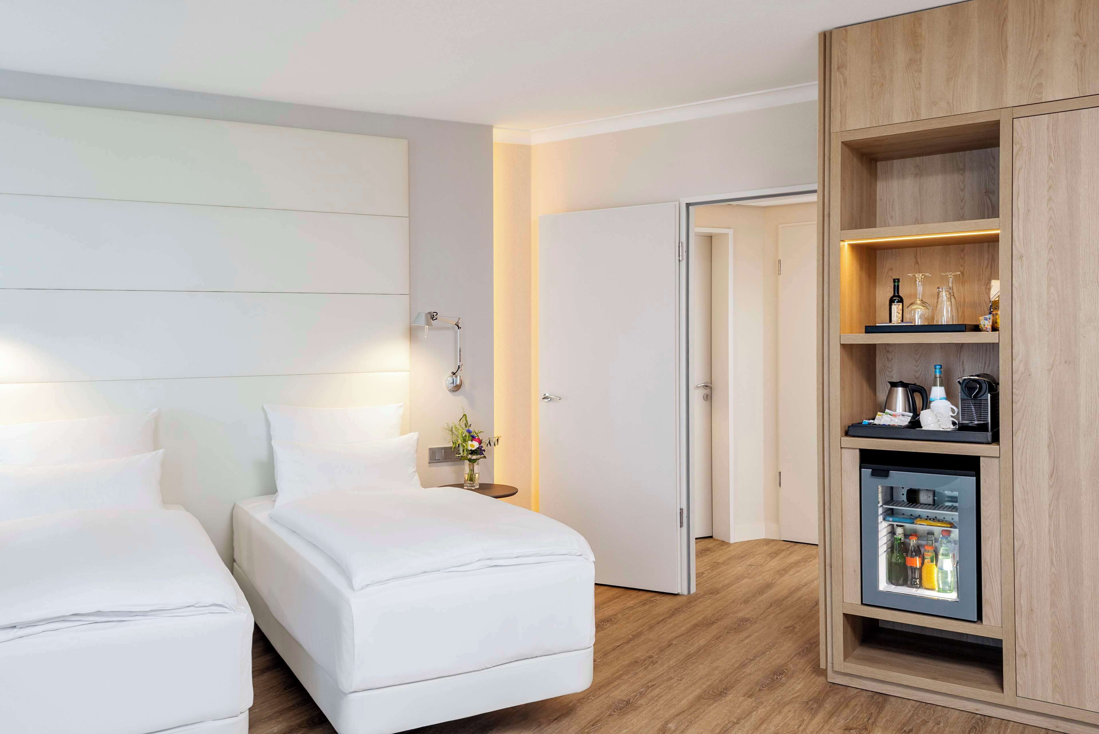 premium bedding, in-room safe, individually decorated, desk