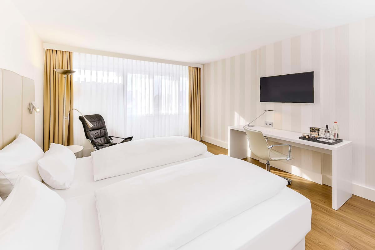 Ropa de cama hipoalergénica y minibar