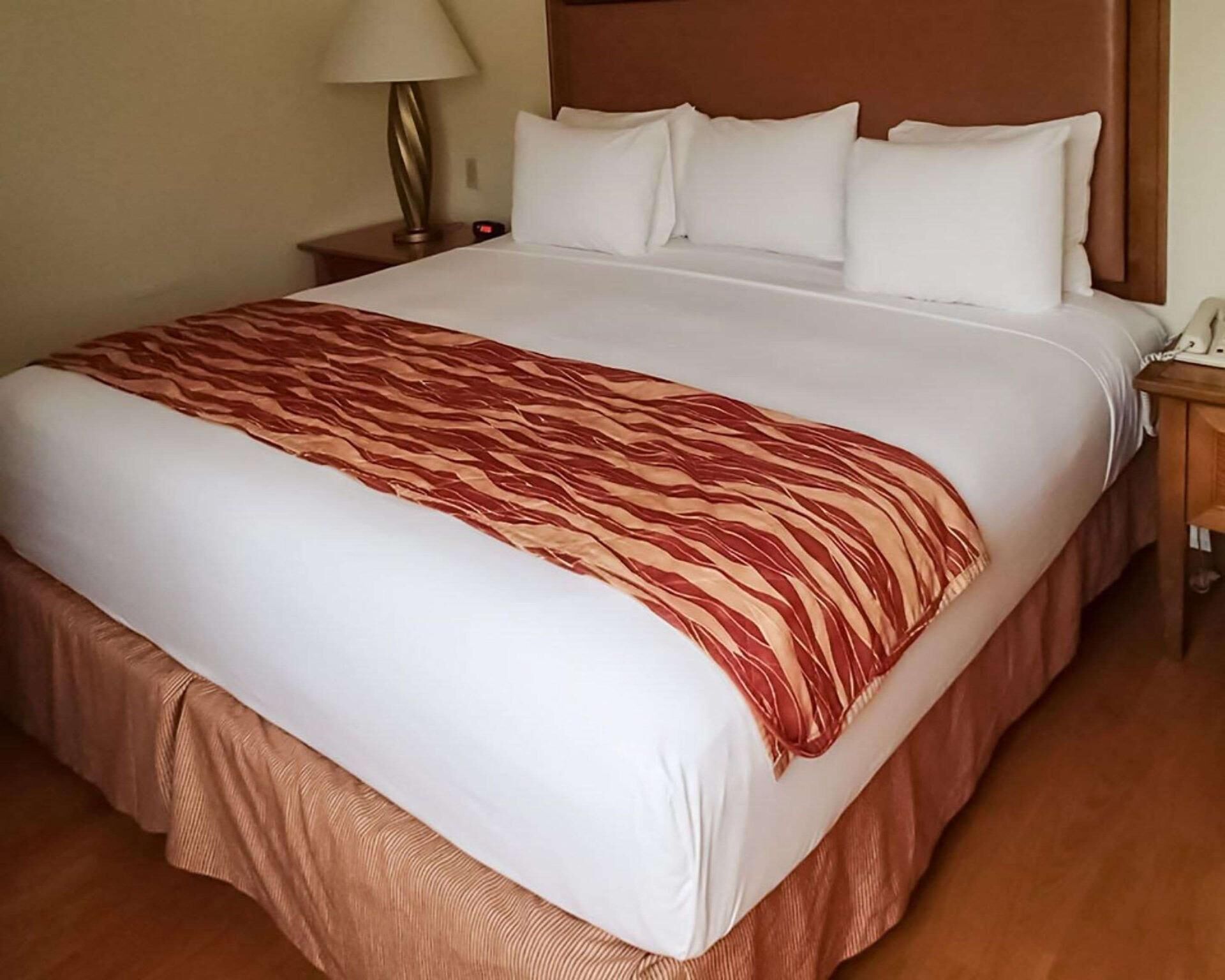 In-room safe, blackout drapes, free WiFi, bed sheets