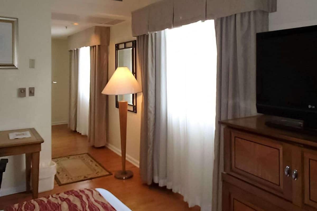 In-room safe, blackout drapes, free WiFi, bed sheets