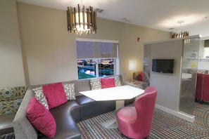 Lobby lounge - Residence Inn by Marriott Fort Worth Alliance Airport (Fort Worth)