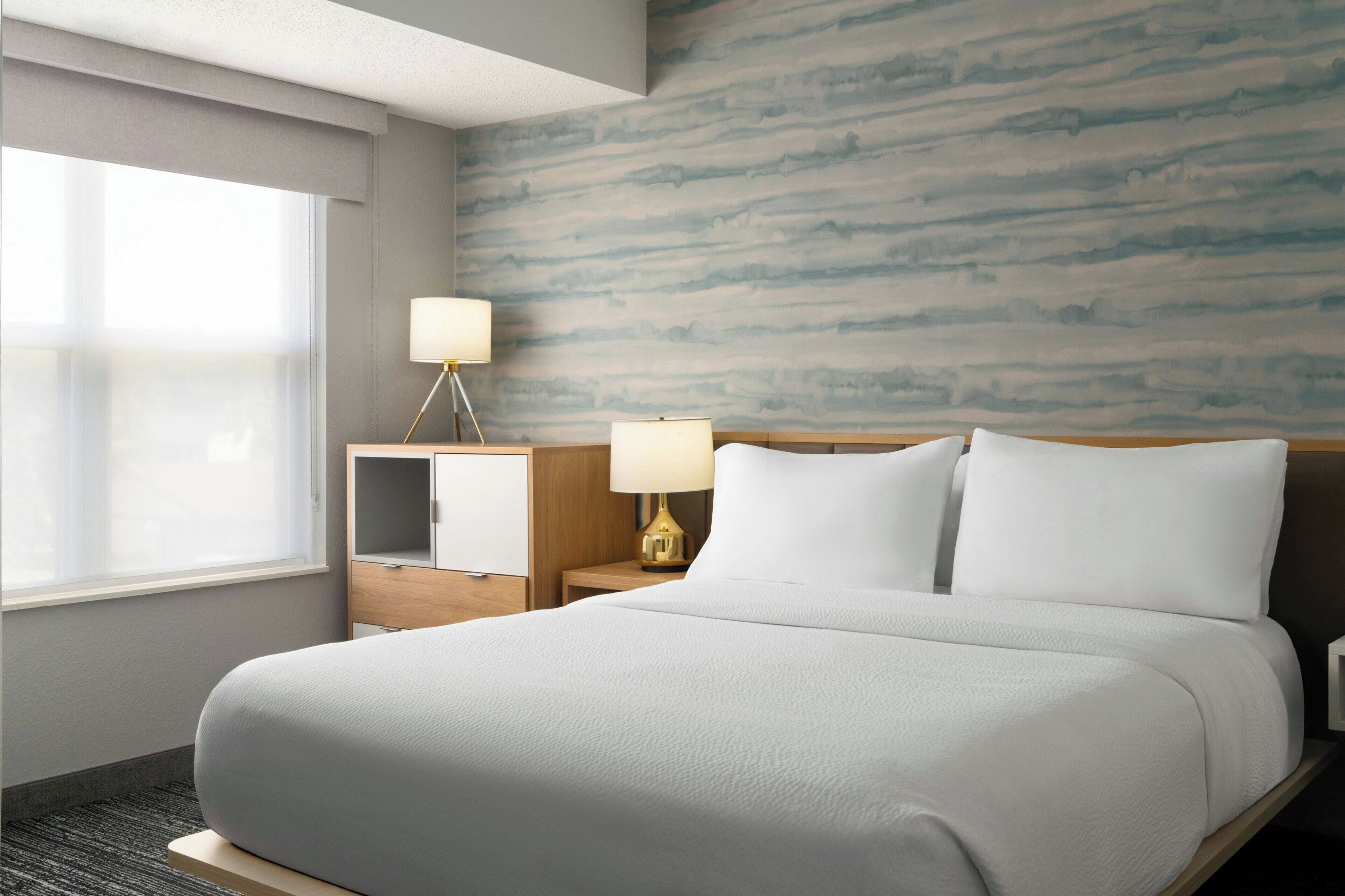 suite, 2 bedrooms, non smoking | 1 bedroom, premium bedding, desk, laptop workspace