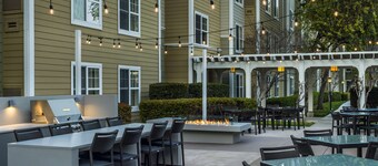 โฮมวูดสวีทส์ บายฮิลตัน นีวาร์ค-ฟรีมอนต์