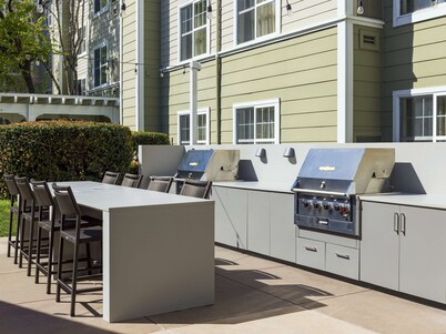 Homewood Suites by Hilton Newark-Fremont