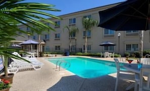 Outdoor pool, pool umbrellas